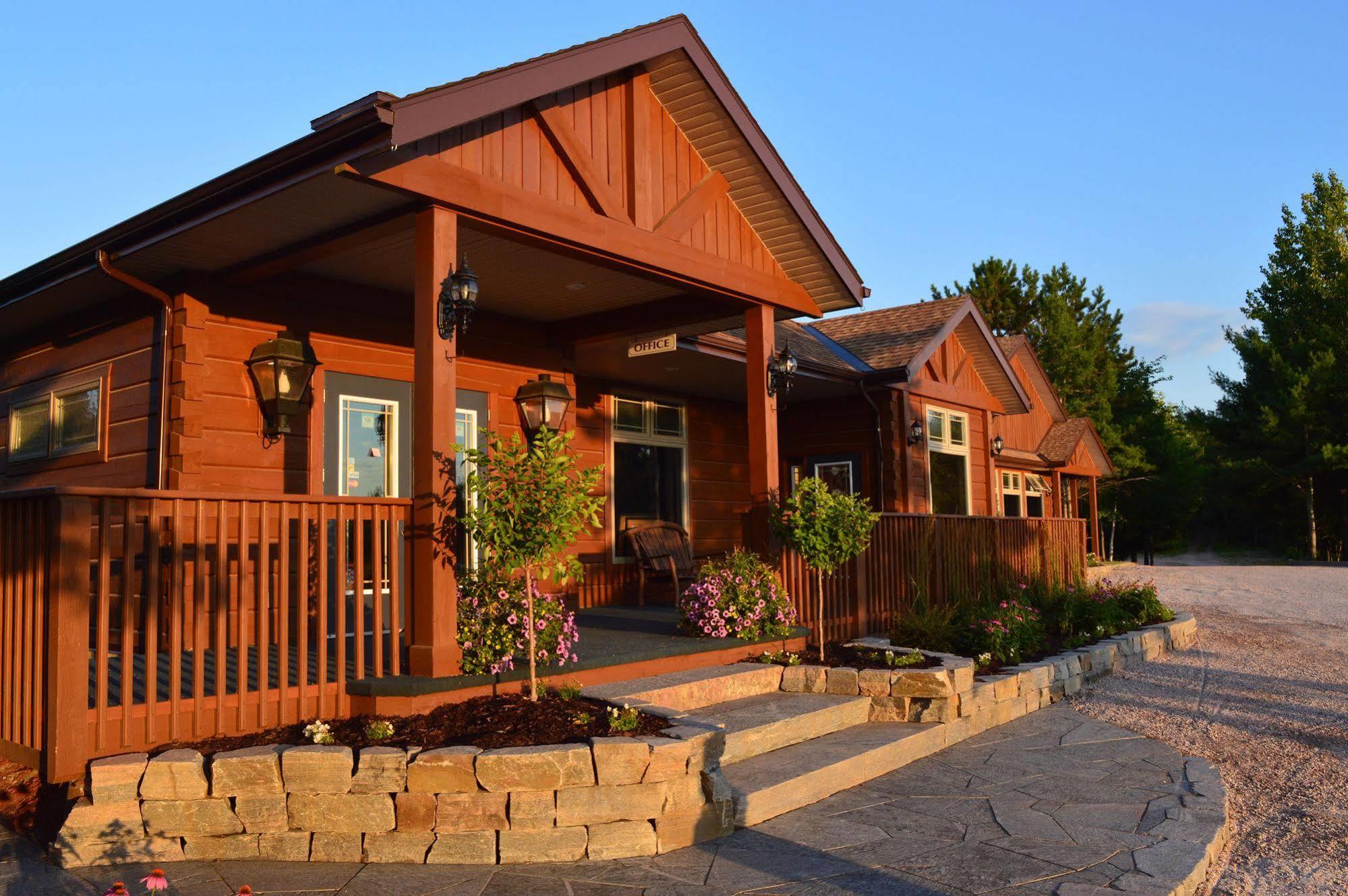 Terrace Suites Callander Kültér fotó